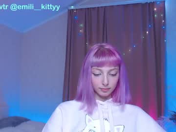 webcam girl lit1le_kitty_ live cam image #371811