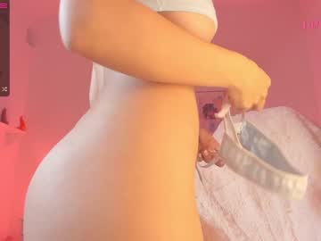 webcam girl lamoreniita live cam image #4152523