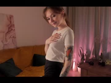 webcam girl caught_in_4k live cam image #2872851