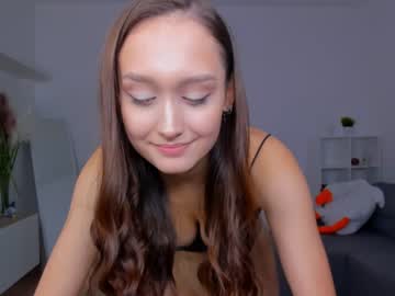 webcam girl two_elsa live cam image #7592403
