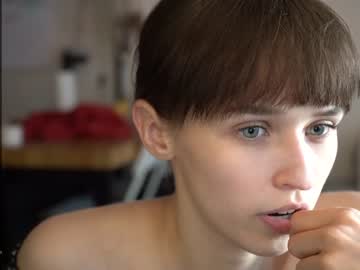webcam girl diruriru live cam image #8885815