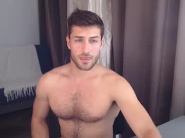 webcam man yoooups live cam image #9252291