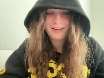 webcam girl taylorweston live cam image #12645602