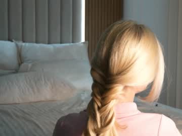 webcam girl yournaughtymiss live cam image #9433408