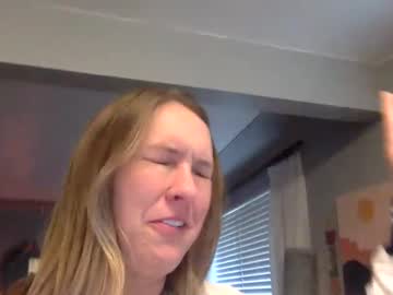 webcam girl rubmyclit22 live cam image #10632918