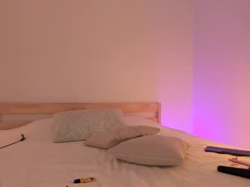 webcam girl love_melody live cam image #9858306