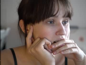 webcam girl diruriru live cam image #9195631