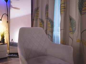 webcam girl milanabaileys live cam image #12903882