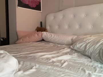 webcam girl hawaiigirl_ live cam image #12897347