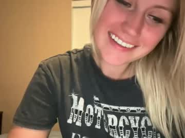 webcam girl smexxii93 live cam image #10014416