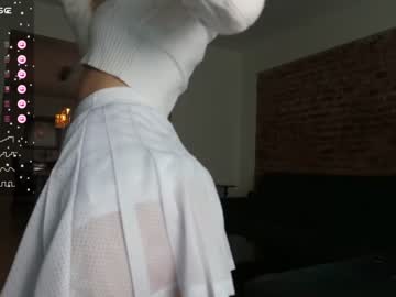 webcam girl kriss0leoo live cam image #8365708