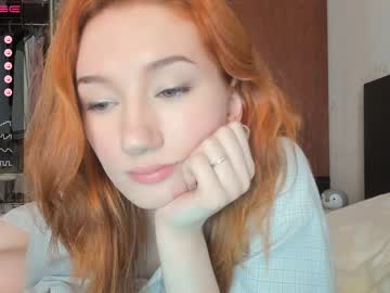 webcam girl fiona_granger live cam image #2661773