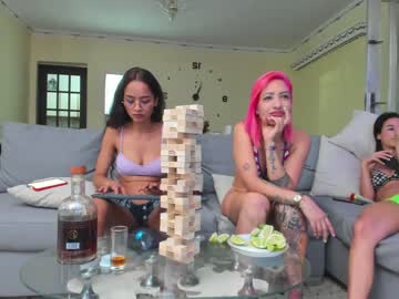 webcam couple cheeseburgerjesus live cam image #991379