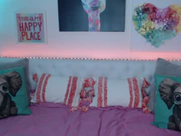 webcam girl holihurricane live cam image #6533841
