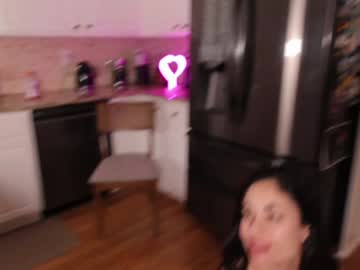 webcam couple ari_lovexo live cam image #12193418