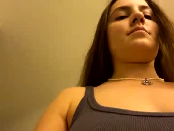 webcam girl sassy3va live cam image #540085