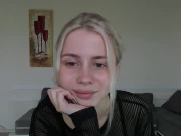 webcam girl hi_popsy live cam image #6139969