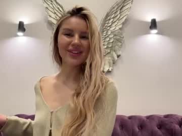 webcam girl riley_ly live cam image #6142232