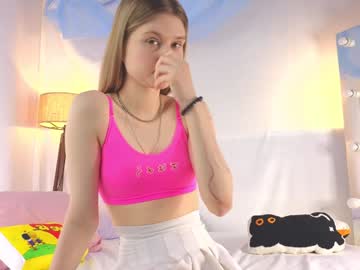 webcam girl alisia_spinnet live cam image #9688160