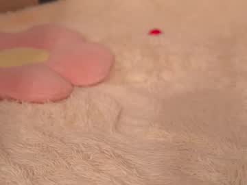 webcam girl tiny_miracle live cam image #12597548