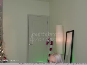 webcam girl petitebrat live cam image #7847497