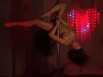 webcam girl kittycaitlin live cam image #8199481