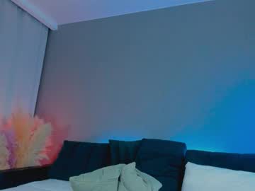 webcam girl mirabrunette live cam image #12620978