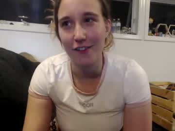 webcam girl brookeryder live cam image #9070346