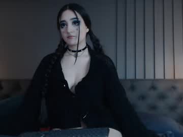 webcam girl charlotte_germanotta_ live cam image #7019213