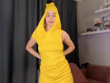 webcam girl tate_west live cam image #10185261