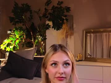webcam girl darlinechapel live cam image #11105359
