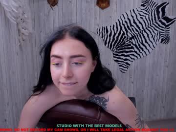 webcam girl katisarks_coy live cam image #298912