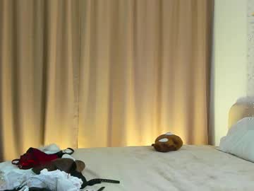 webcam girl zhenzhuxio live cam image #12258074