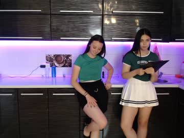 webcam couple renae_tom live cam image #6597680