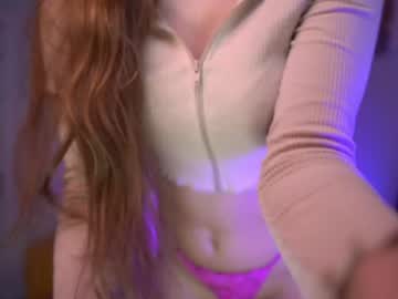 webcam girl sensualica live cam image #11060417