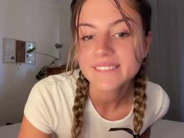 webcam girl foxyone01 live cam image #8668908