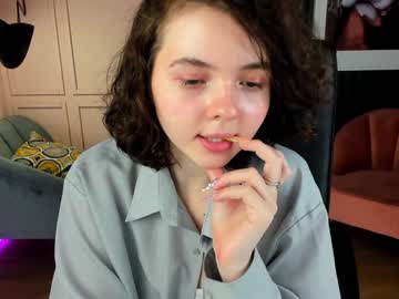 webcam girl doris_green live cam image #1976069