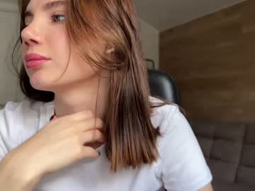 webcam girl love_machine_ live cam image #6995499