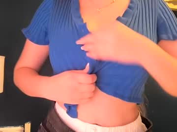 webcam girl joycoral live cam image #12918065