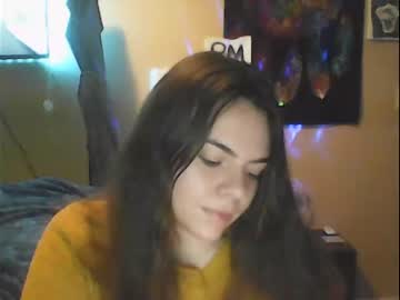 webcam girl moon4209 live cam image #2132995