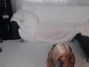webcam girl blonde_riderxxx live cam image #3440244