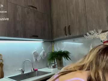 webcam girl tatti_1 live cam image #8178852