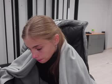webcam girl abby_laker live cam image #10694676