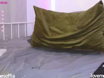 webcam girl kittymeow_xxx live cam image #6283311