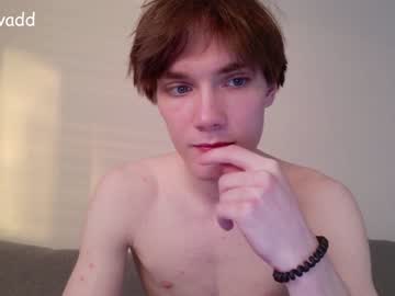 webcam man callmenineoneseven live cam image #9485165