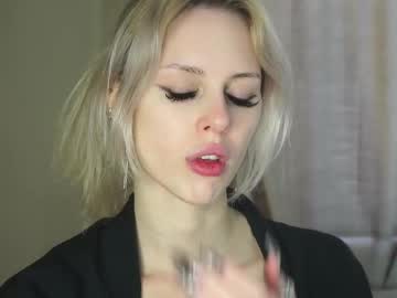 webcam girl audreycarvin live cam image #12677687