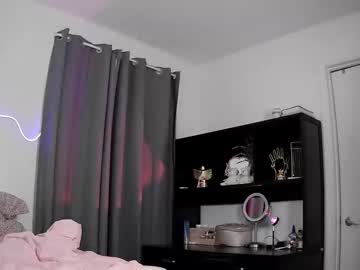webcam girl loveepeytonnn live cam image #7663301