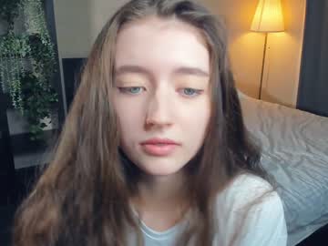 webcam girl llkadream live cam image #5264921