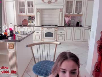 webcam girl misss_vikki live cam image #1799086