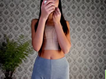 webcam girl amandamedrano live cam image #4221968